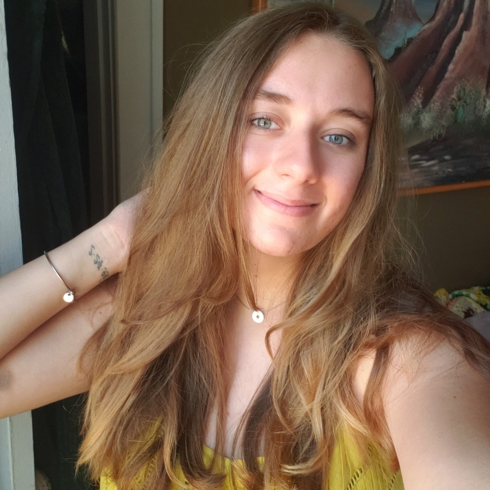 Meet your Posher, Amber